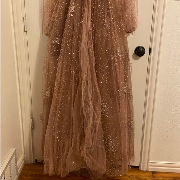 TEUTA MATOSHI!! WHIMSICAL HIGH END GOWN - Picture 11 of 11